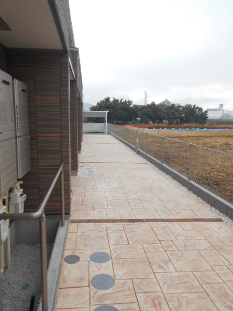 21/30 エントランス