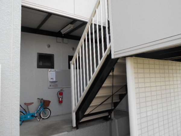 19/28 エントランス