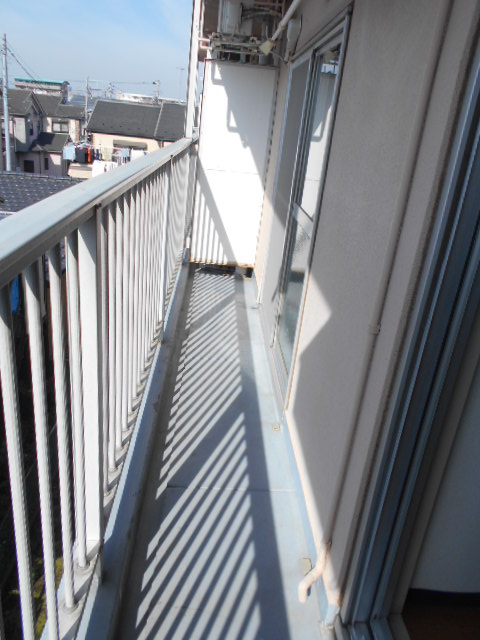 16/25 バルコニー
