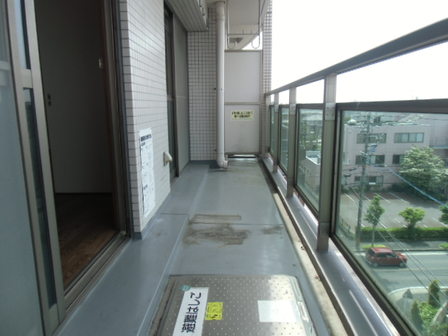 13/30 バルコニー