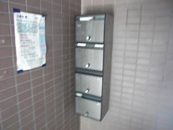 17/25 エントランス