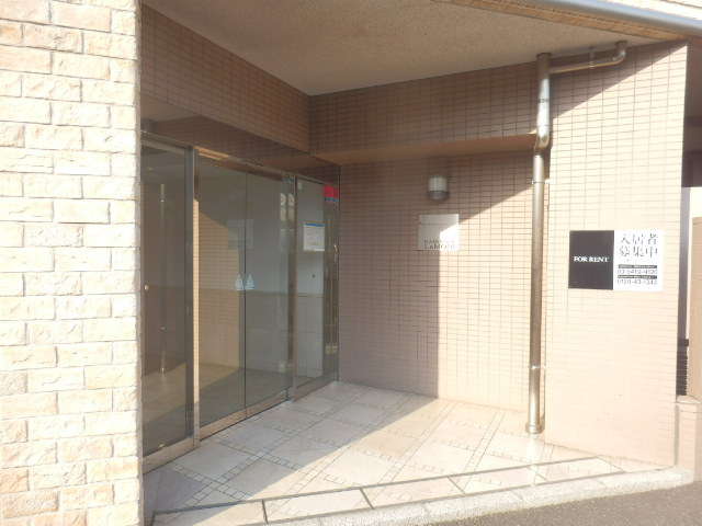 22/30 エントランス