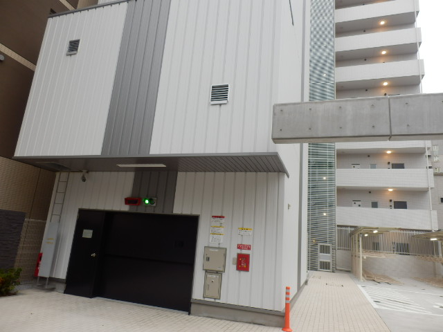 21/29 駐車場