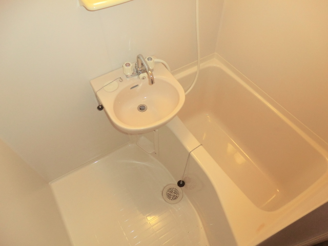 11/23 浴室