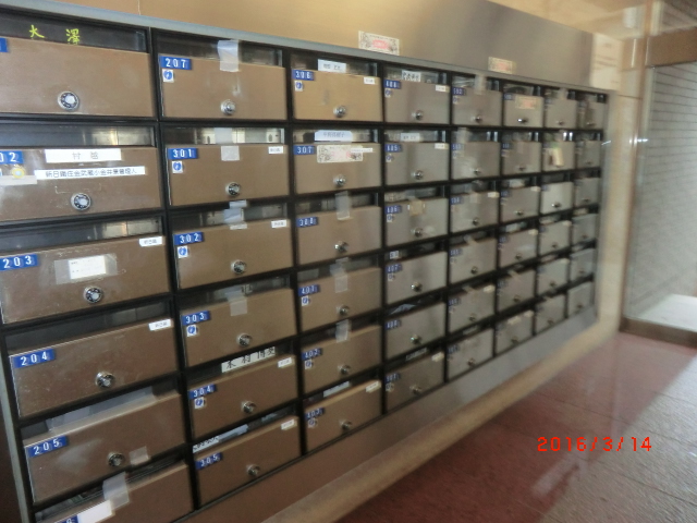 15/23 エントランス