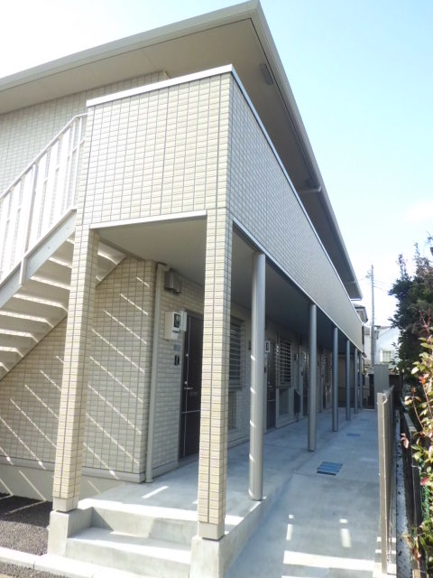 18/29 エントランス