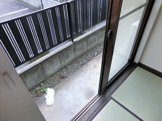 17/27 バルコニー