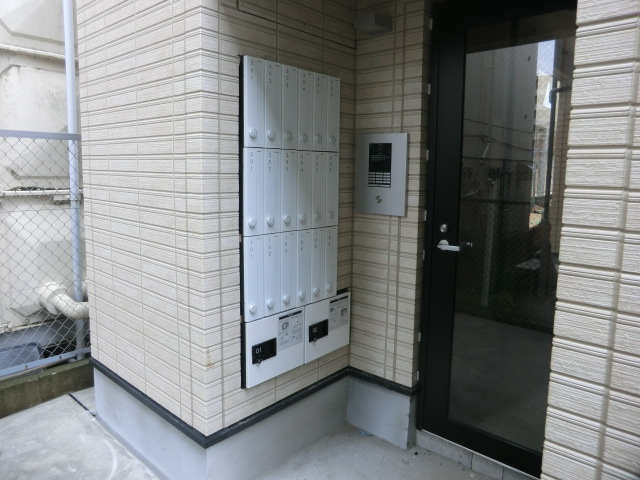22/30 エントランス