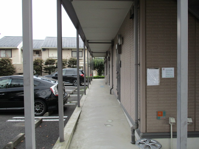 26/30 エントランス