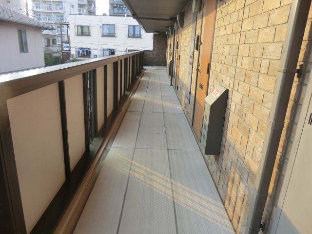 2/30 外観