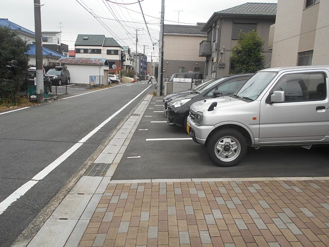 22/30 駐車場