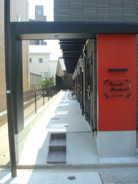 22/29 エントランス