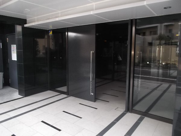 22/29 エントランス