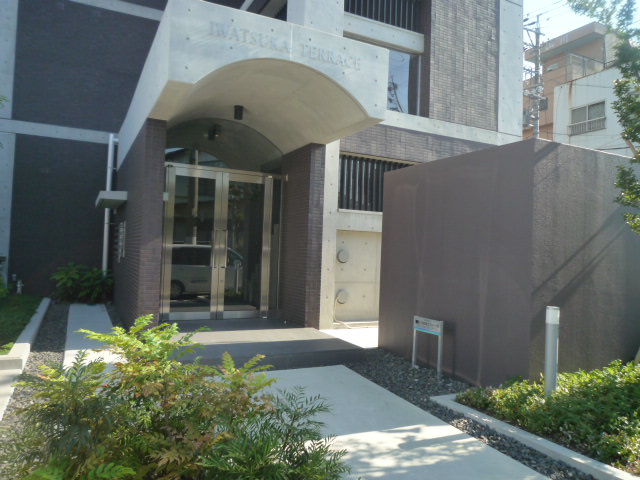 20/28 エントランス