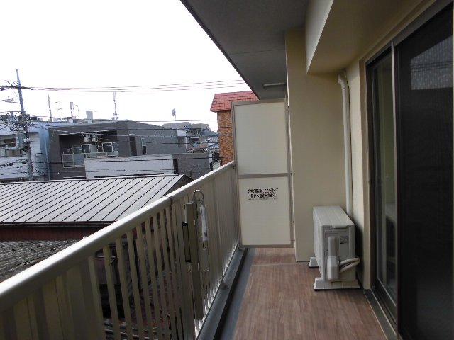 17/27 バルコニー