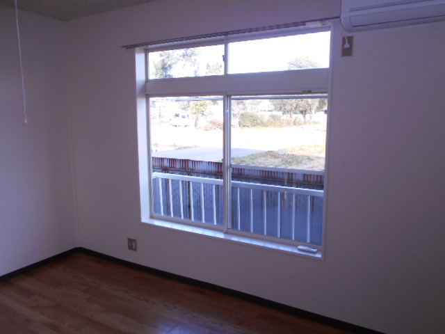 18/25 エントランス