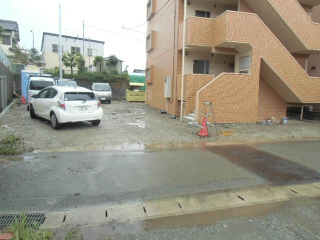 22/23 駐車場