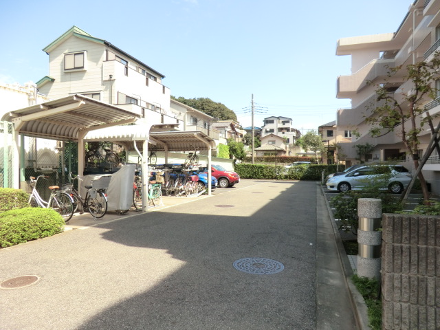22/30 駐車場
