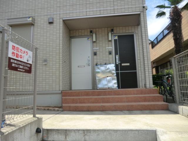 22/29 エントランス