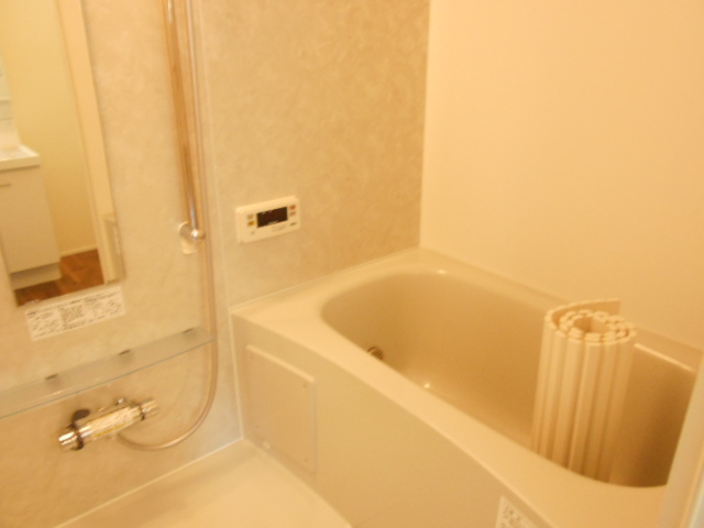 11/23 浴室