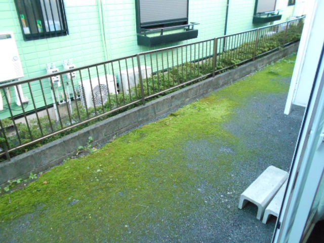 23/30 バルコニー