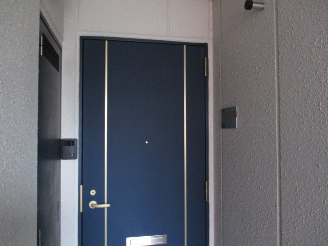 22/27 エントランス