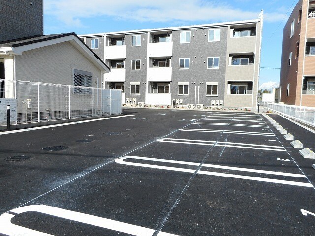 16/22 駐車場