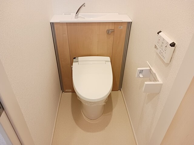 18/30 トイレ