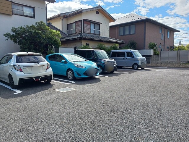 3/5 駐車場