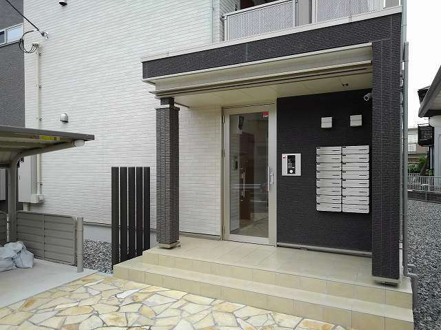 17/24 エントランス