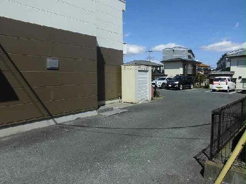 3/3 駐車場