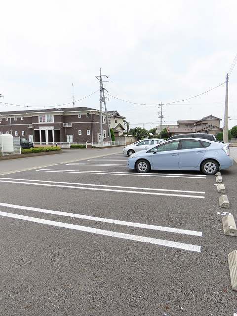 14/20 駐車場