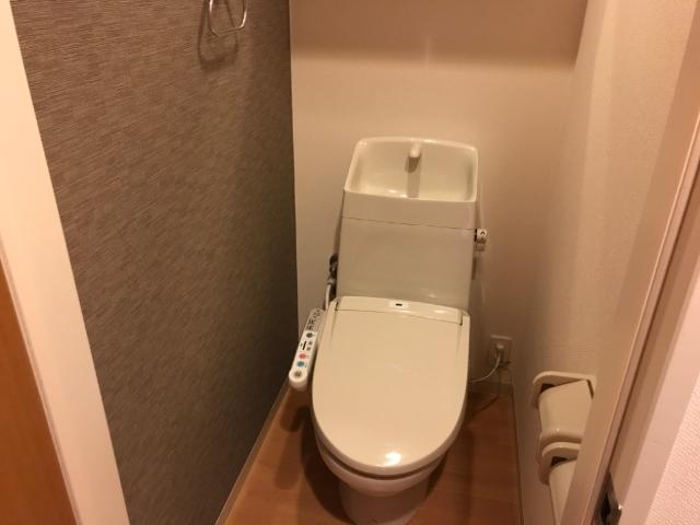 16/26 トイレ