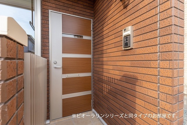 15/21 エントランス