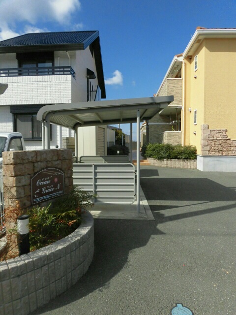 14/20 エントランス