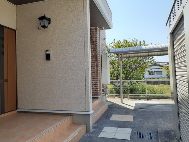 13/20 エントランス