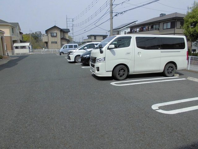 14/20 駐車場
