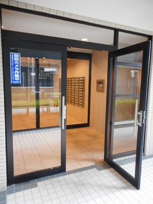 14/22 エントランス