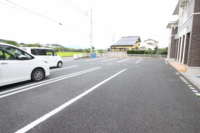 14/20 駐車場