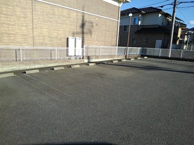 14/20 駐車場