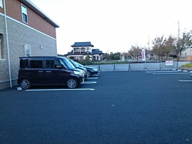 14/20 駐車場
