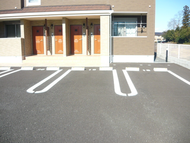 14/20 駐車場
