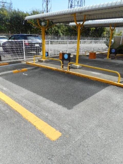 13/19 駐車場