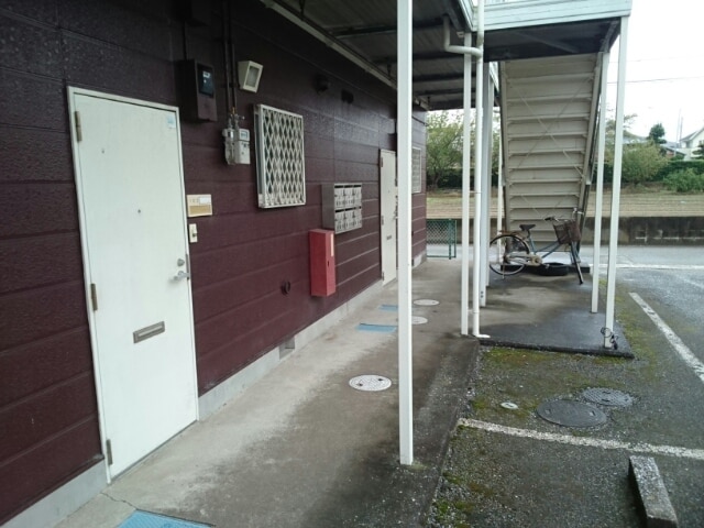 13/20 エントランス