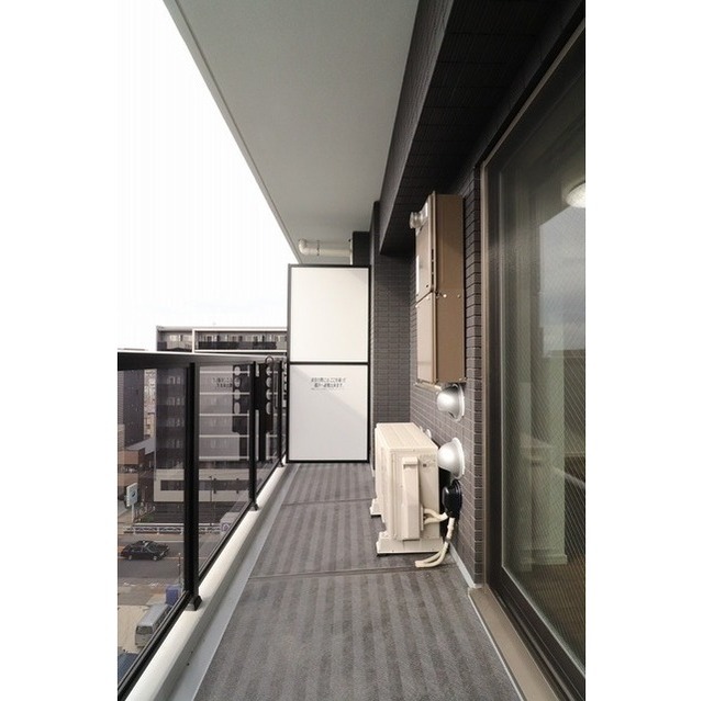 13/30 バルコニー