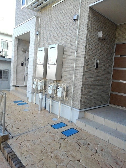 17/23 エントランス