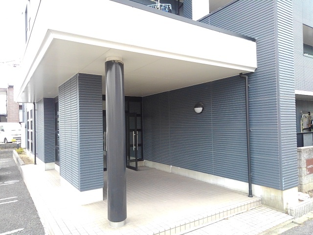 14/22 エントランス