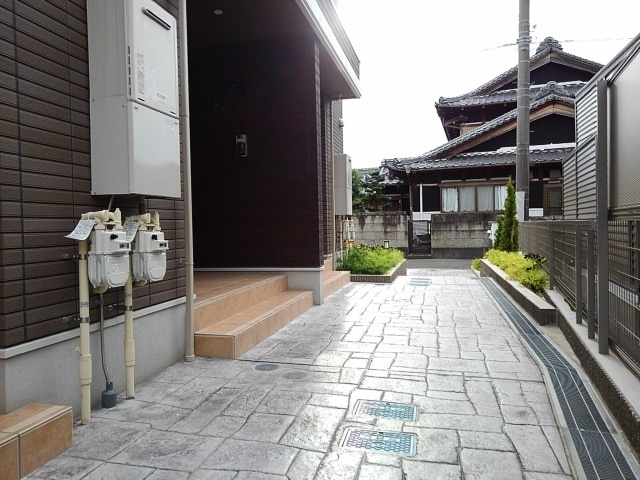 2/13 エントランス