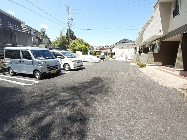 2/10 駐車場