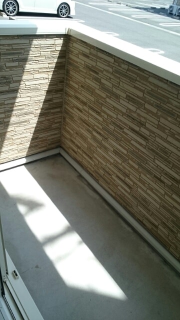 13/23 バルコニー